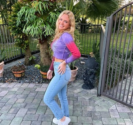 Ashley Hackel Profile