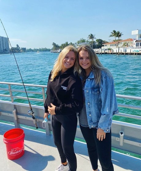 Ashley Hackel free star images