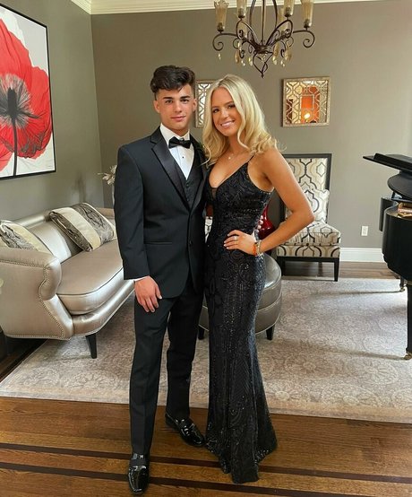 Ashley Hackel beautiful actress pic