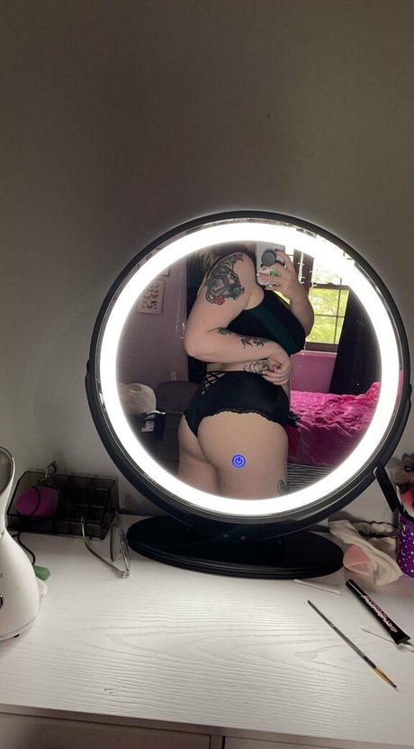 free nsfw peaches_ model nudes image