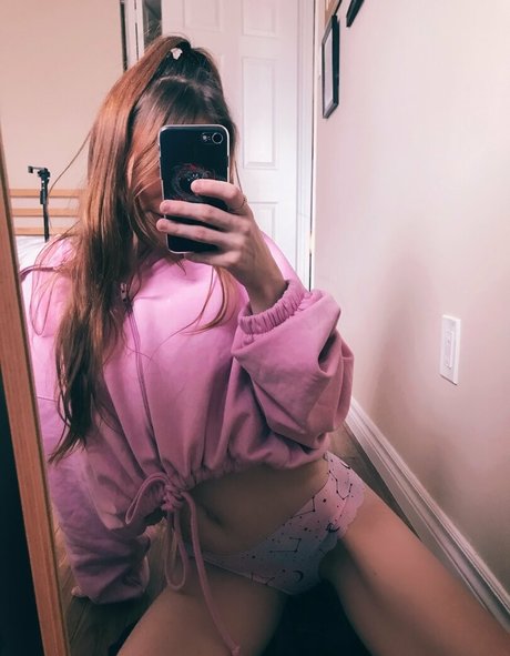 adrianabanana420 star top galleries