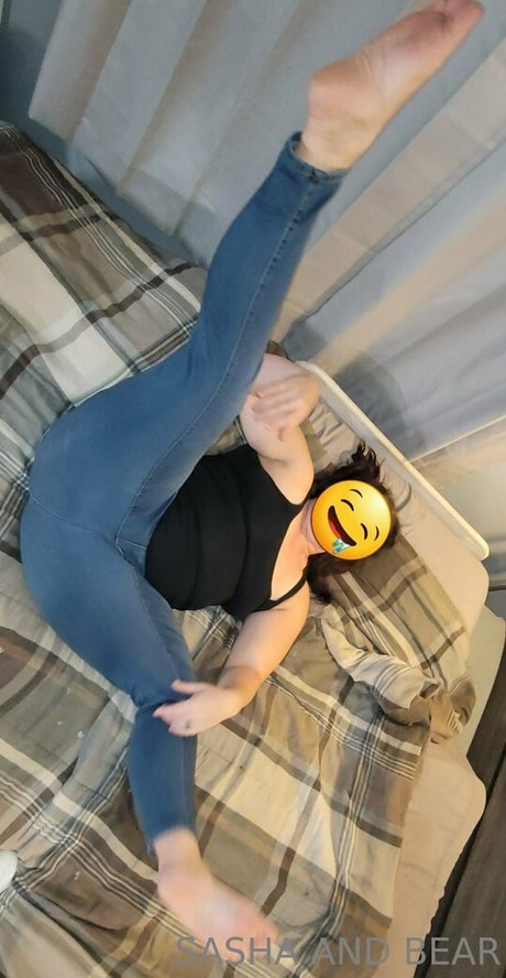 sashaandbear pornstar erotic photos