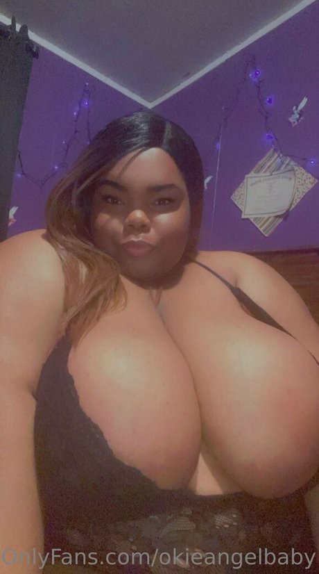 okieangelbaby naked star picture