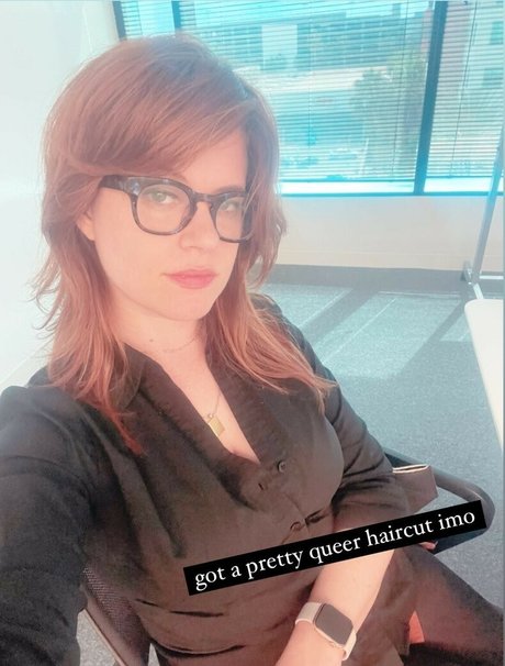 skinny asian onlyfans hot pic