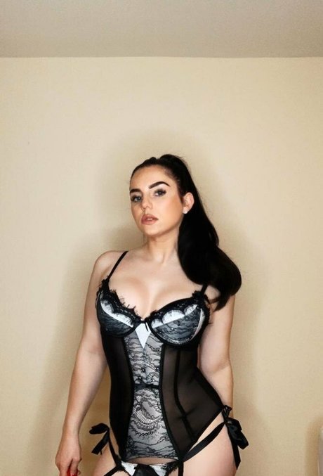 girl on girl onlyfans pornographic image