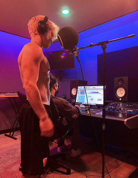 bbc ebony onlyfans art naked images