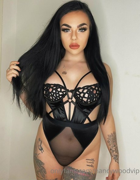 itsnancywoodfree pornstar sexy photos