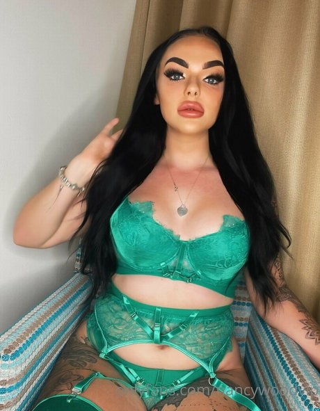 big dick shemale onlyfans porno pic