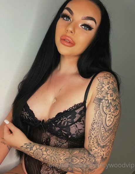 female influencer onlyfans hot sexy archive