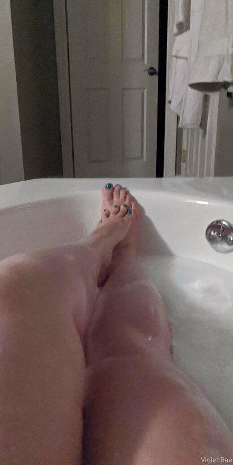 naughty kitten84 model naked gallery