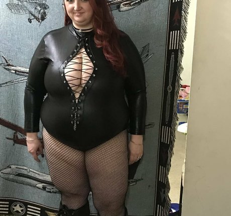 naughty kitten84 model free photo