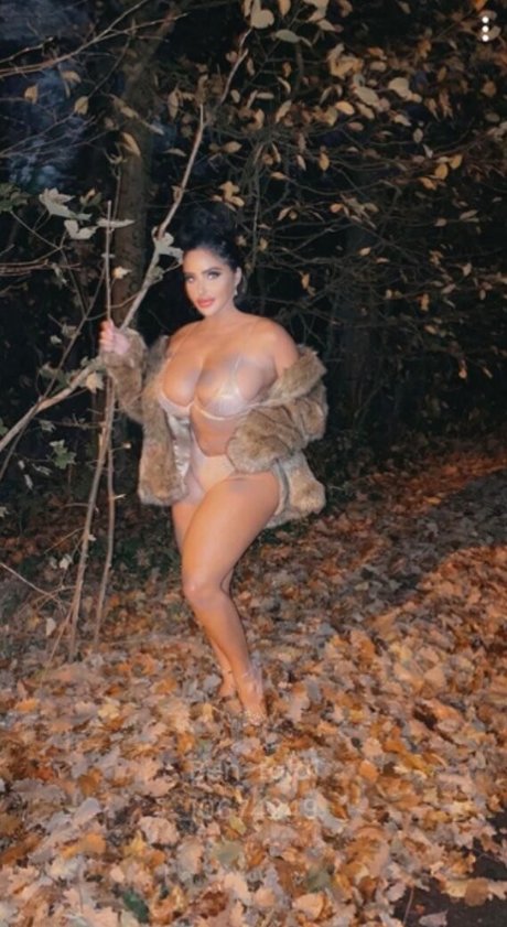 Anais Bragadias pornstar exclusive img