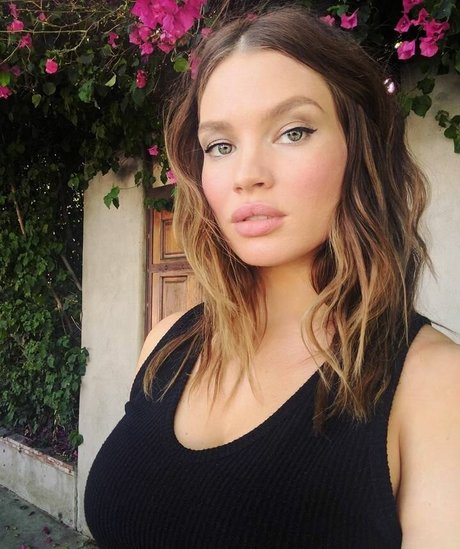 Tara Lynn model hot pictures