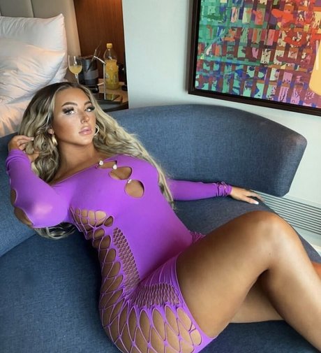 fingering pussy onlyfans beautiful naked pics