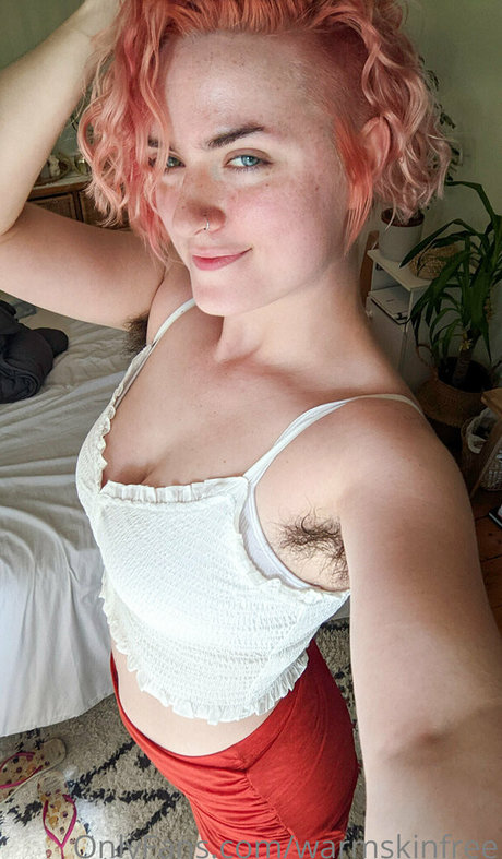 warmskinfree xxx pornstar photo