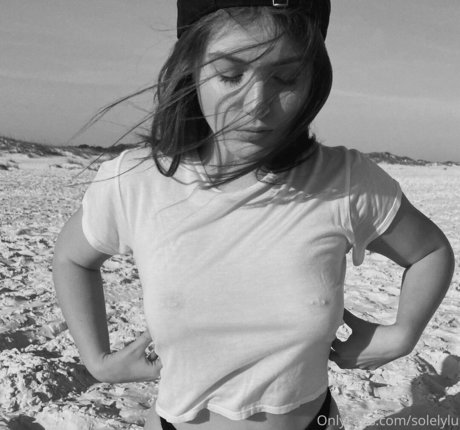 SolelyLu nude actress archive