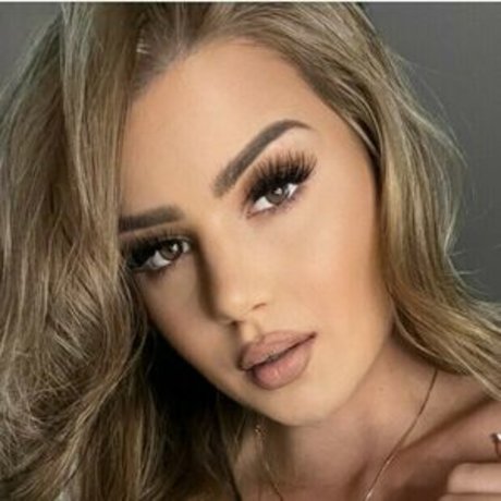 Adrianaa g art pornstar image