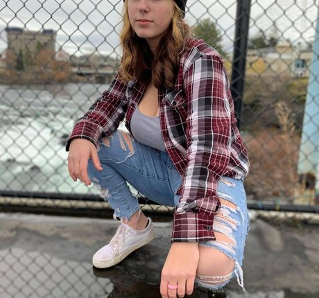 Kenzie G high quality model picture