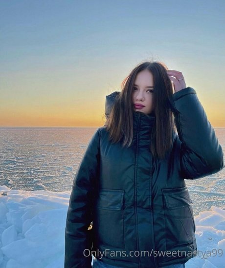 sweetnastya99 exclusive model pictures