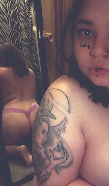 stfuitscourtney pornographic star gallery