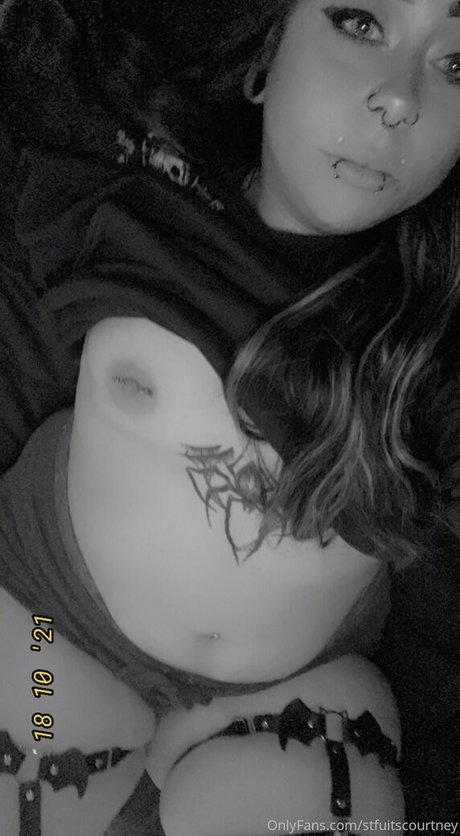 stfuitscourtney perfect star pictures