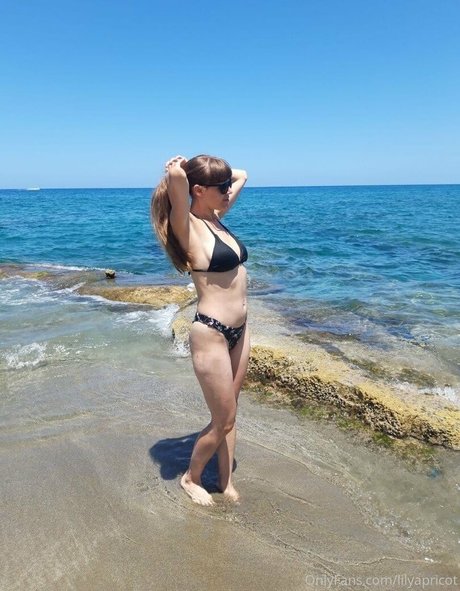 lilyapricot high quality pornstar pictures