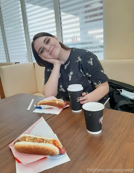 polysweet hot star pic