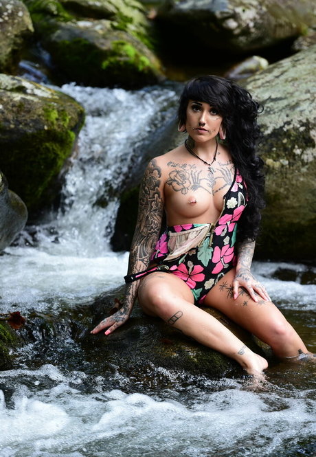 hairy armpits onlyfans beautiful porn picture