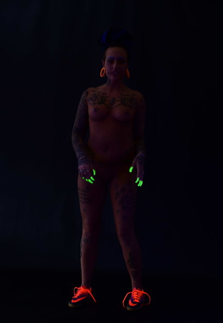 tiny asian onlyfans free pics