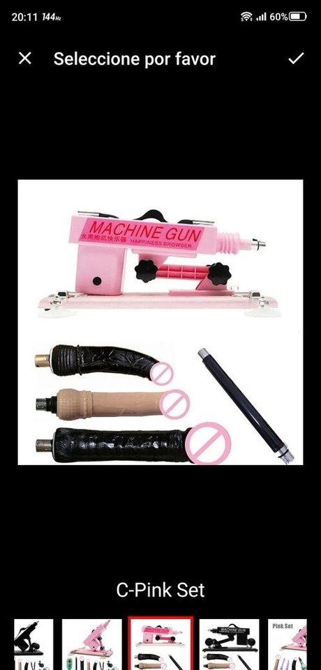 miabennet naked model pic