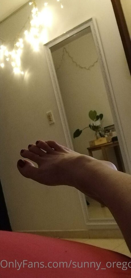 sunny oregon pretty model photo