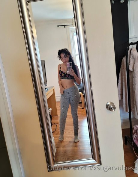 xsugarvulpesx nudes actress picture