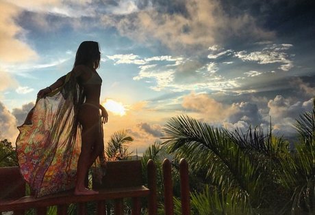 busty mom onlyfans pornographic img