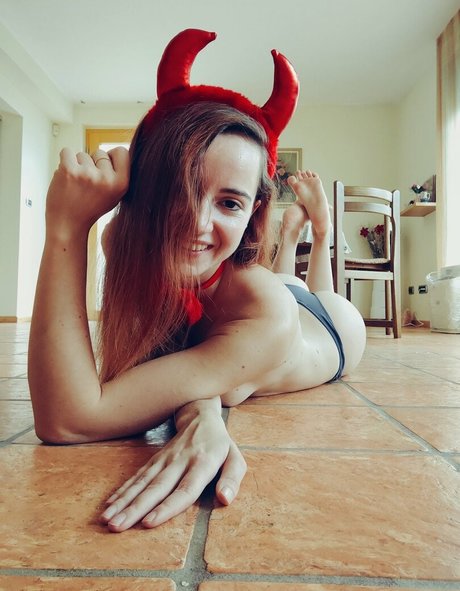 Yuuki Chibiyuukixx erotic model pic