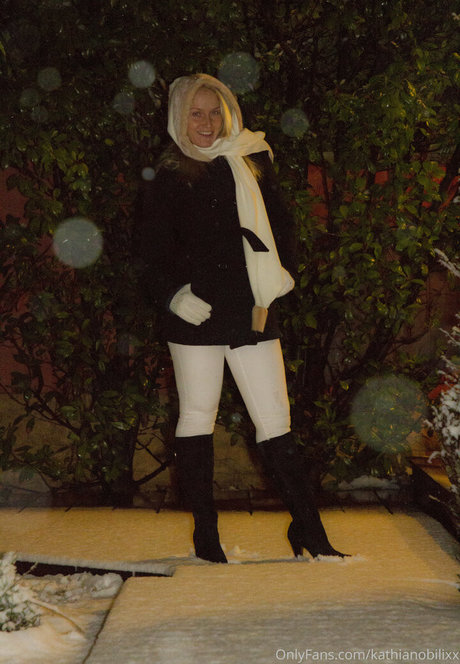 milf wife onlyfans hot nude pictures