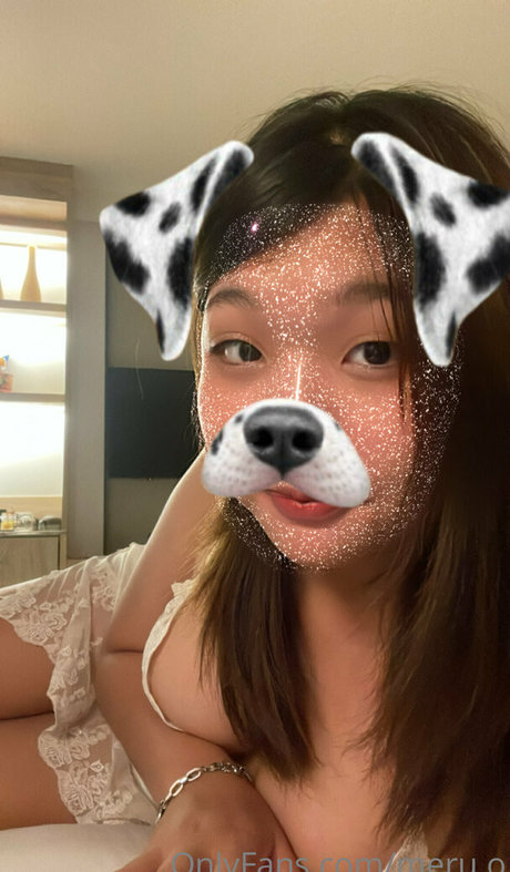 meru o star adult photos