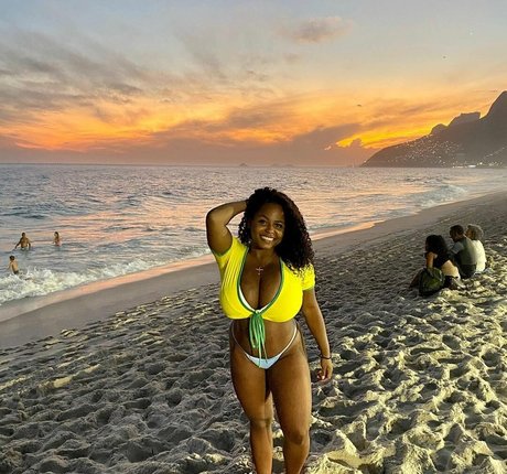 diasdegil model porn archive