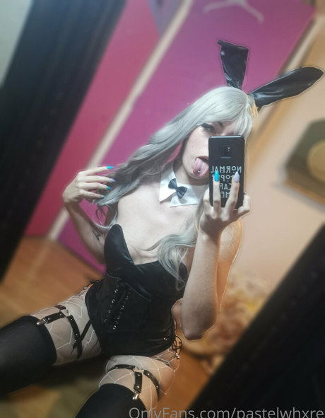 pastelwhxre model art pics