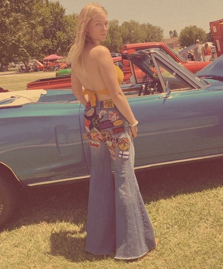 Bigblockblondie nudes model picture