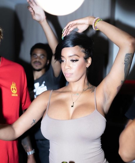 summer trans onlyfans hot nude picture