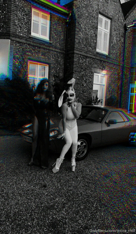 lightskin onlyfans erotic pic