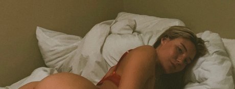 sucking tits onlyfans beautiful nude img