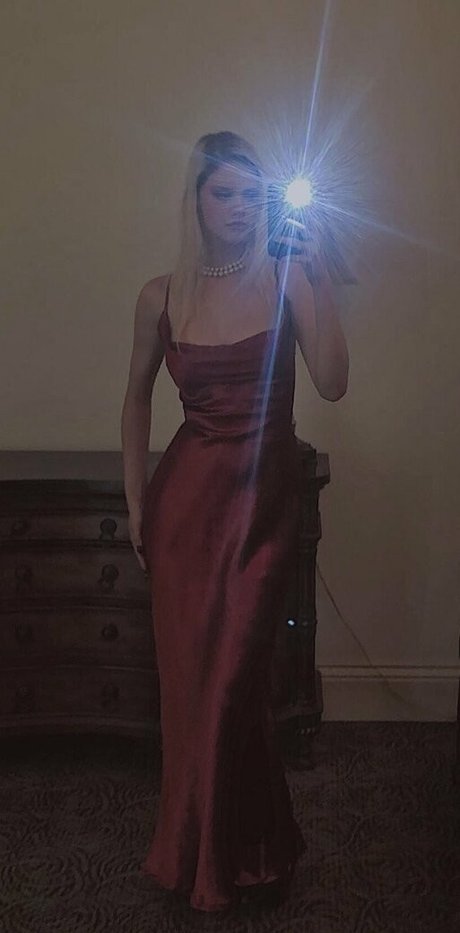 brittvnybitchh adult model images