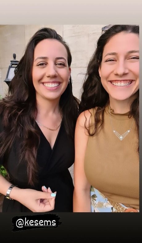 asian onlyfans pretty image