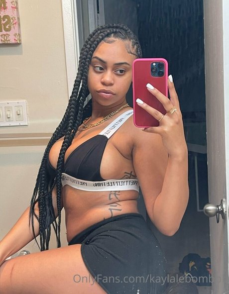 kaylalebombbb model top images