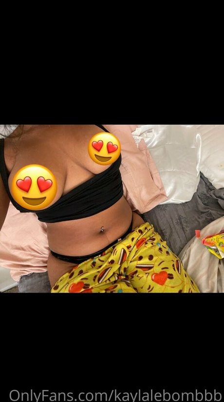 kaylalebombbb model adult images
