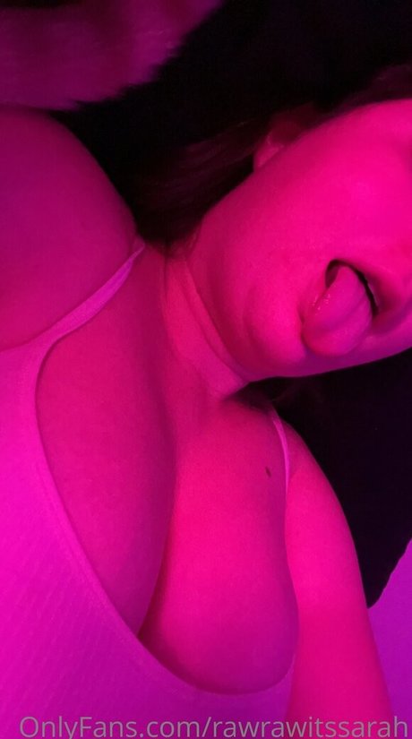 rawrawitssarah model hot photos