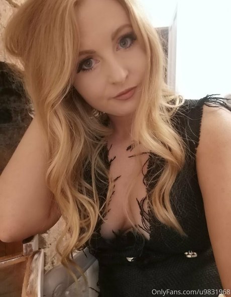 mature squirt onlyfans art nude photos