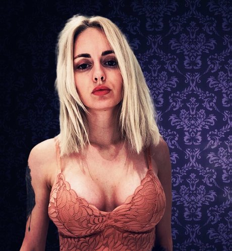 laraonelove star sex images