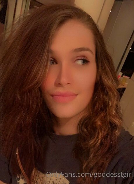 thick girls onlyfans exclusive pics